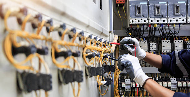 Professional Electrician technician working in Riverside, AL